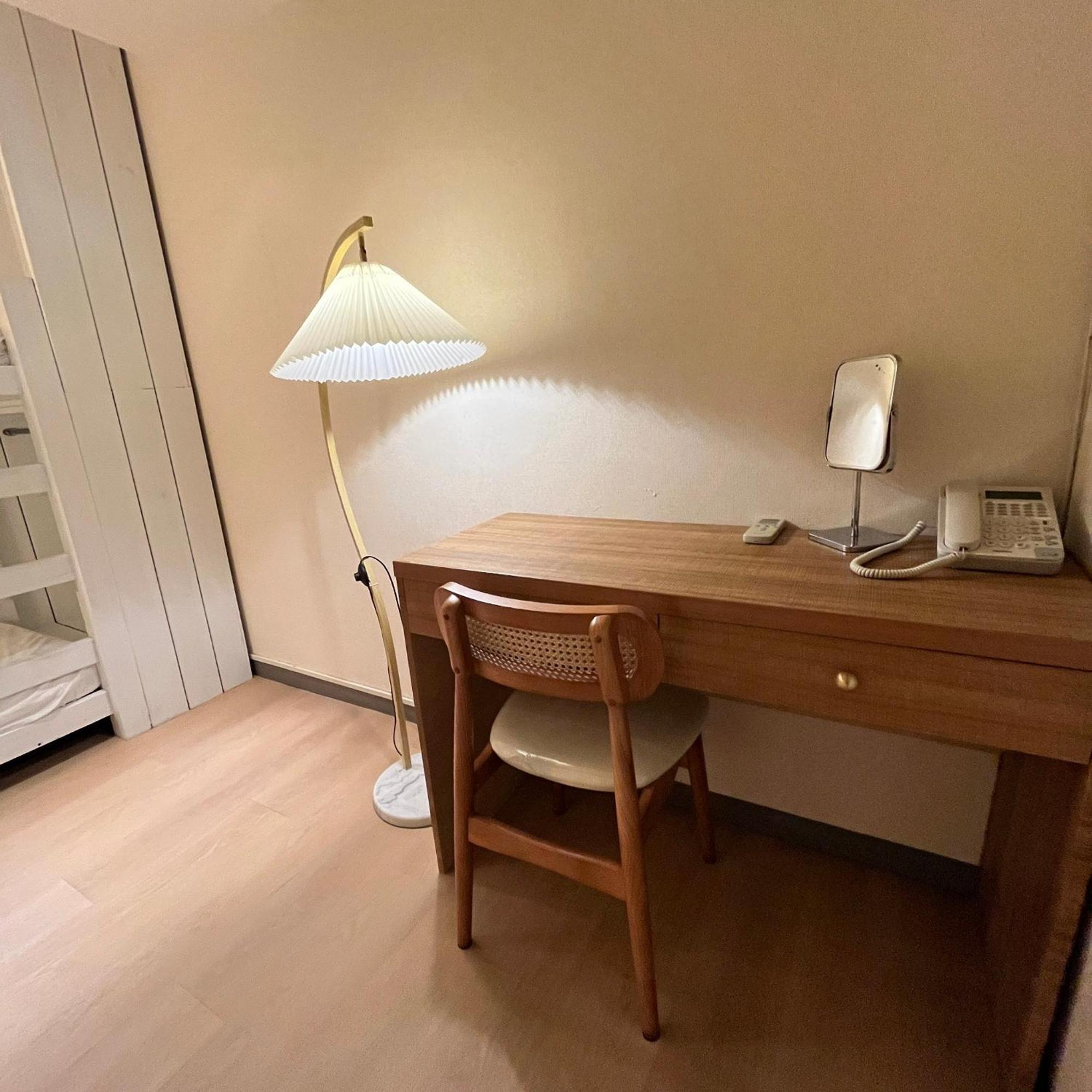 Cat Tail Pocket Inn ไทเป ภายนอก รูปภาพ