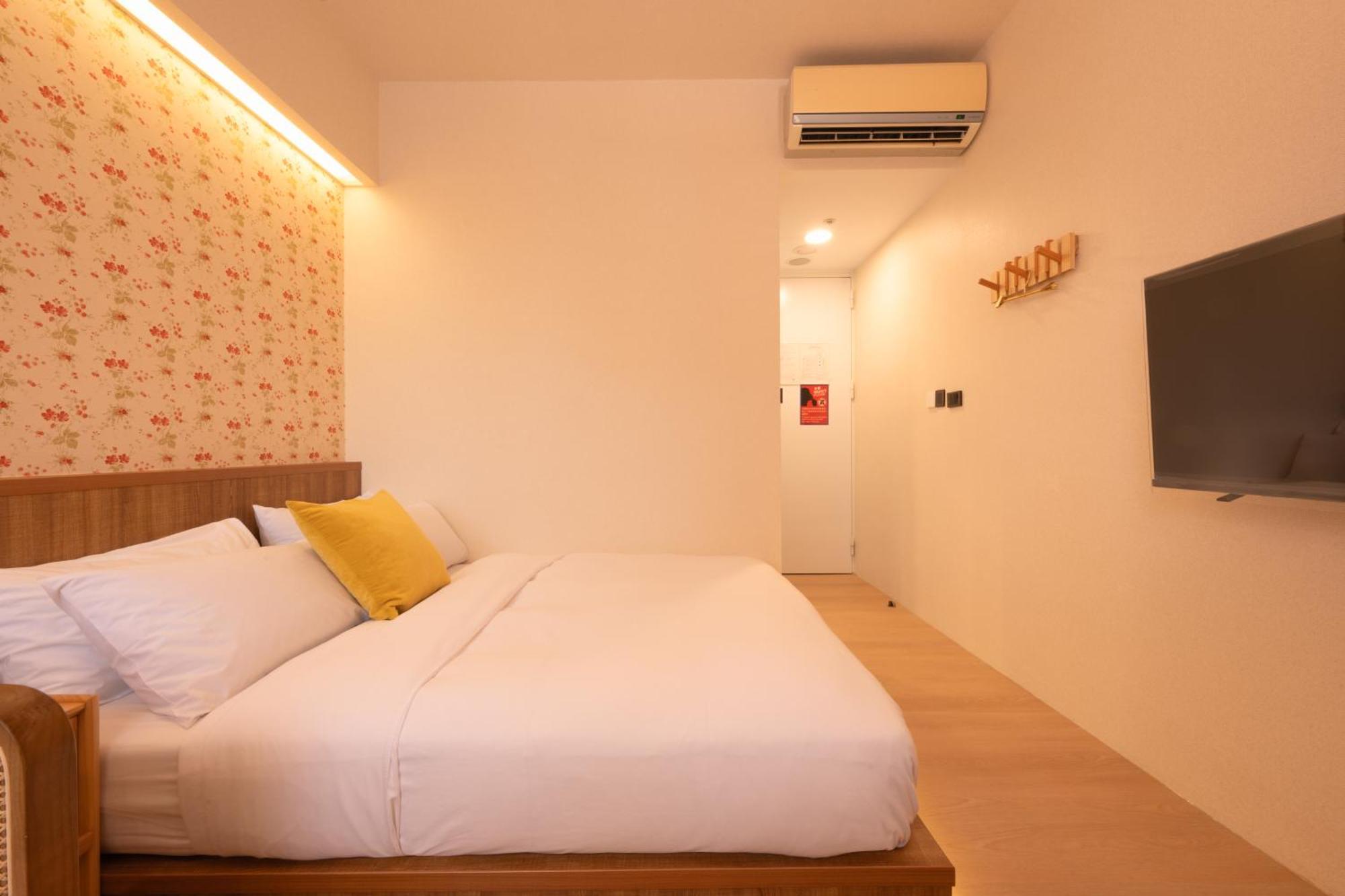 Cat Tail Pocket Inn ไทเป ภายนอก รูปภาพ