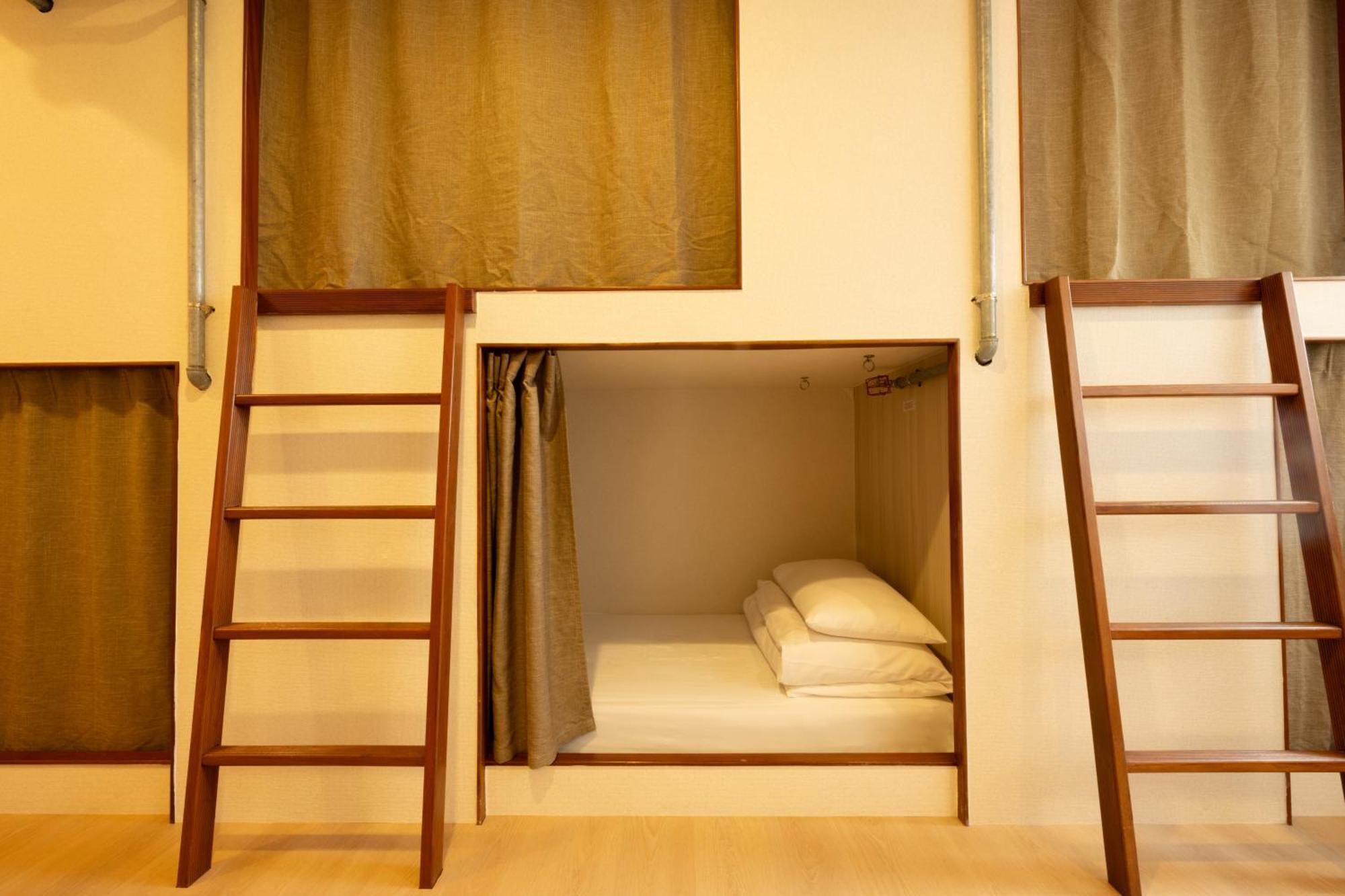 Cat Tail Pocket Inn ไทเป ภายนอก รูปภาพ