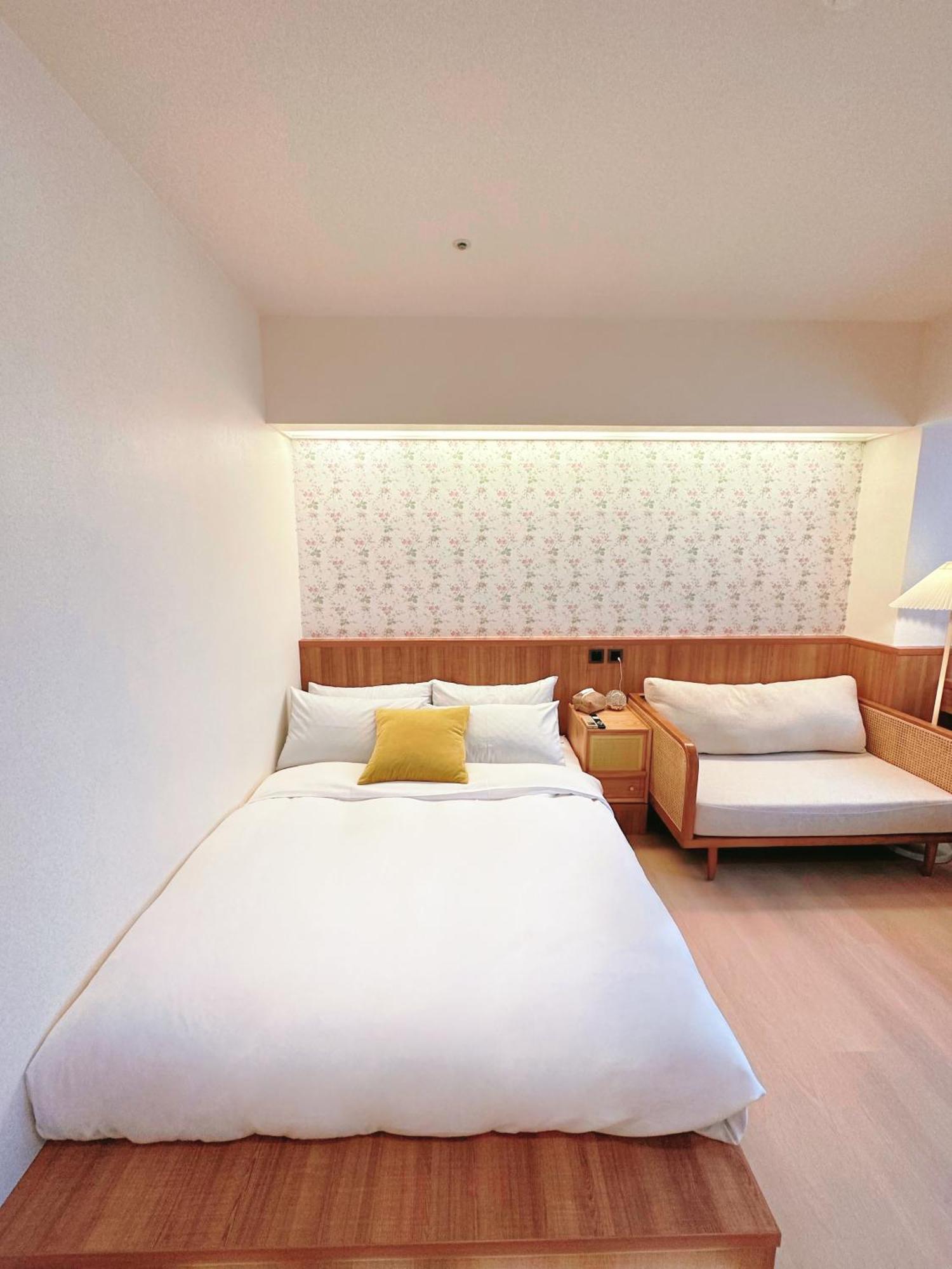 Cat Tail Pocket Inn ไทเป ภายนอก รูปภาพ