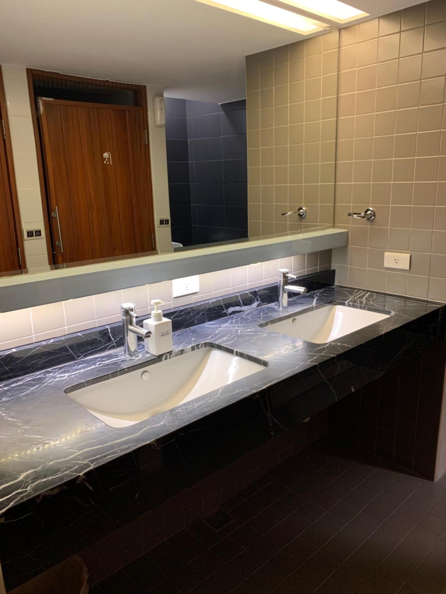 Cat Tail Pocket Inn ไทเป ภายนอก รูปภาพ